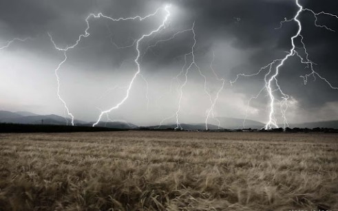 thunderstorm-rain-wallpaper-3